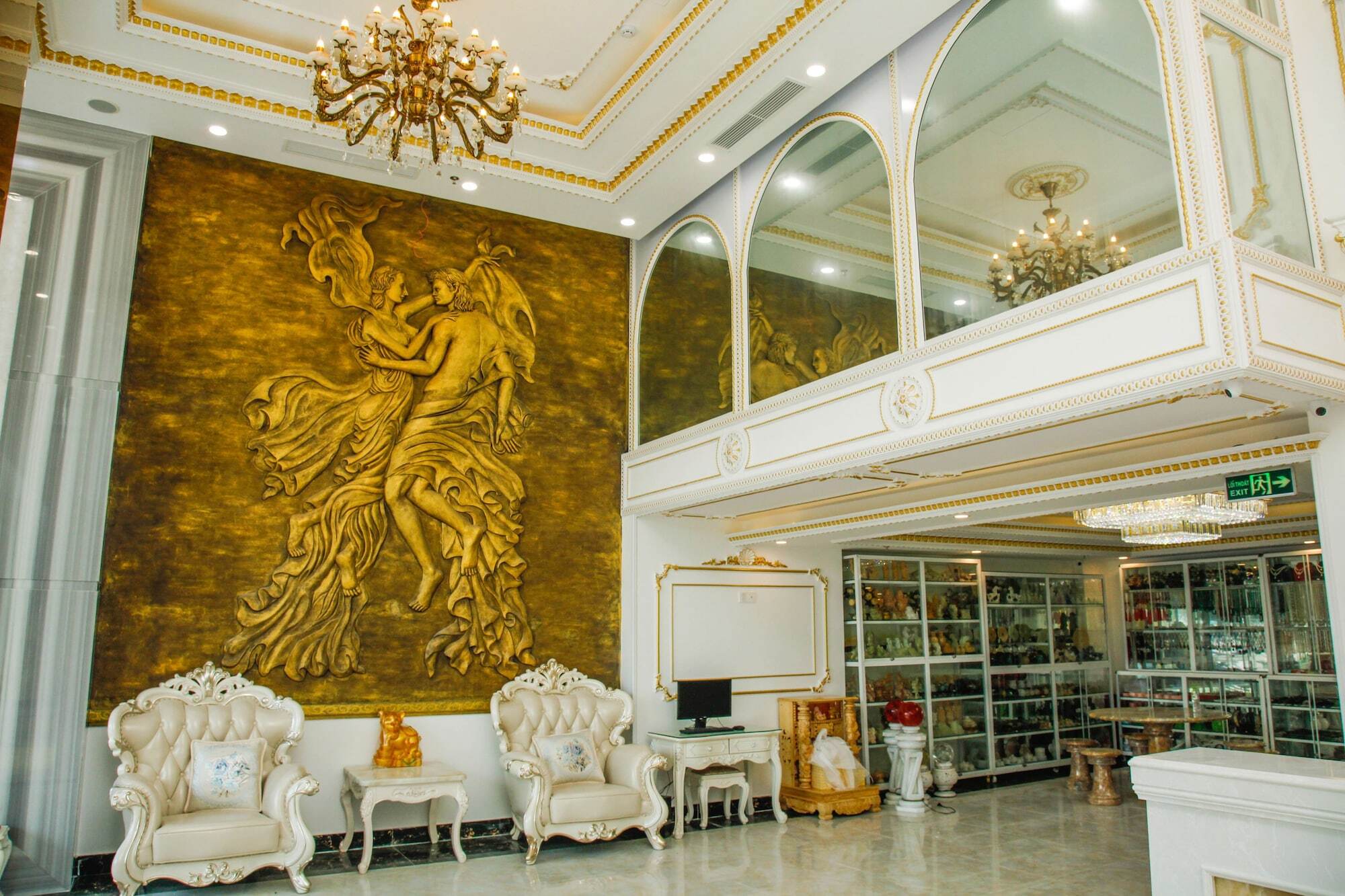 Royal Beach Hotel By Thg Дананг Экстерьер фото